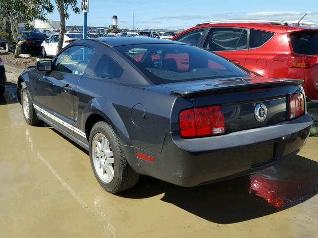 1ZVHT80N775350840 - 2007 FORD MUSTANG GRAY photo 3