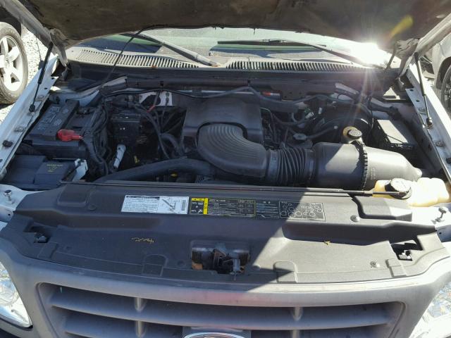 1FTRF17W52NB76201 - 2002 FORD F150 WHITE photo 7