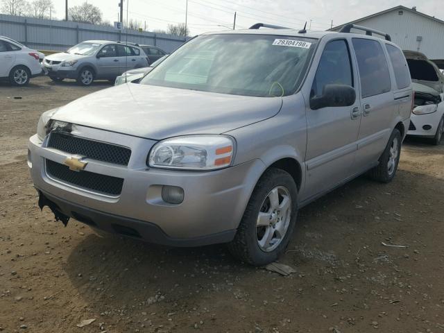 1GNDV33WX8D199056 - 2008 CHEVROLET UPLANDER L 银色 照片 2