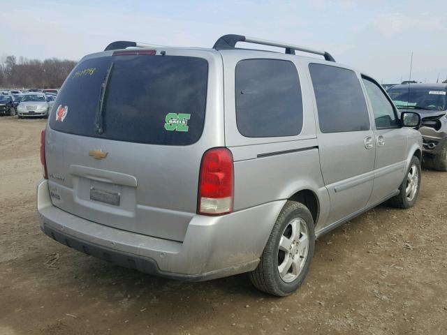 1GNDV33WX8D199056 - 2008 CHEVROLET UPLANDER L 银色 照片 4