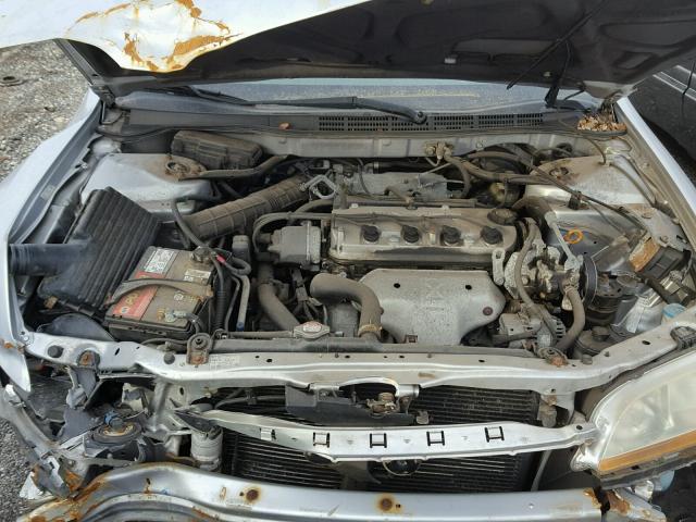 1HGCG56762A113606 - 2002 HONDA ACCORD SE SILVER photo 7