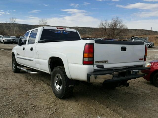 1GTHC23194F122143 - 2004 GMC SIERRA C25 WHITE photo 3