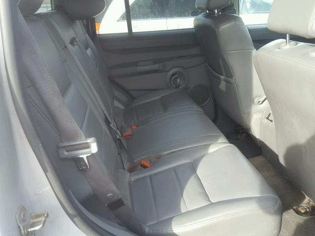 1J8HG48N36C245820 - 2006 JEEP COMMANDER GRAY photo 6
