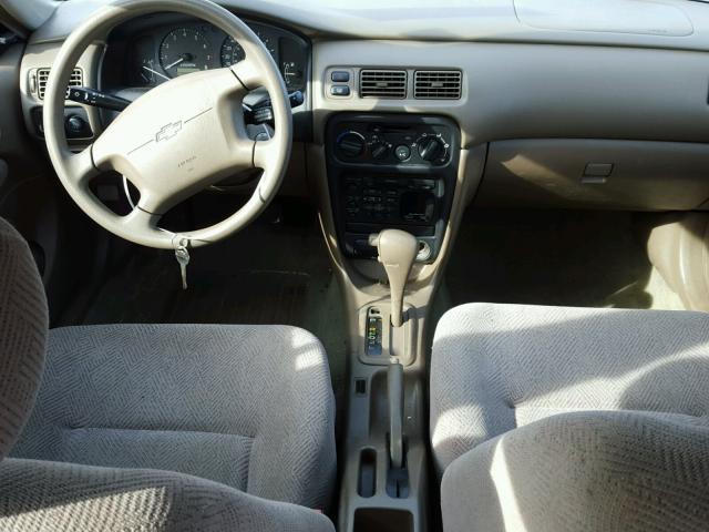 1Y1SK528XWZ434204 - 1998 CHEVROLET GEO PRIZM 米色 照片 9