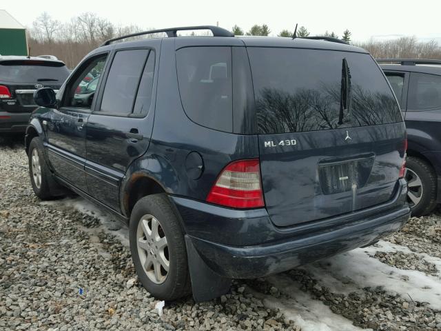 4JGAB72E3XA091927 - 1999 MERCEDES-BENZ ML 430 蓝色 照片 3