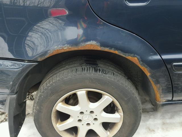 4JGAB72E3XA091927 - 1999 MERCEDES-BENZ ML 430 蓝色 照片 9