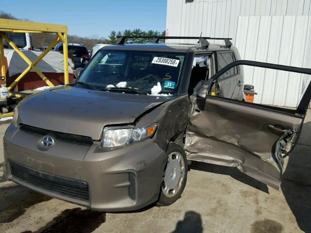 JTLZE4FE4B1121389 - 2011 TOYOTA SCION XB BEIGE photo 2