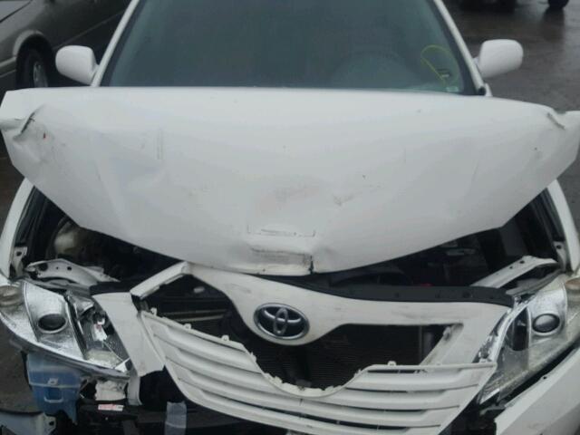 4T4BE46K67R010823 - 2007 TOYOTA CAMRY NEW WHITE photo 7