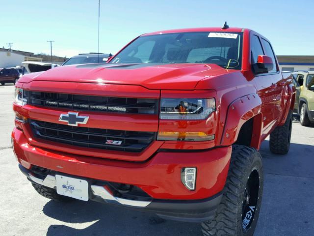 3GCUKREC7GG175015 - 2016 CHEVROLET SILVERADO RED photo 2