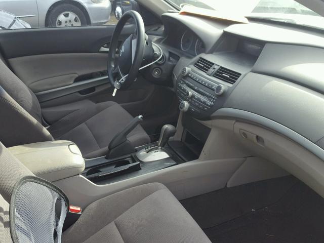 JHMCP26729C013870 - 2009 HONDA ACCORD EX SILVER photo 5