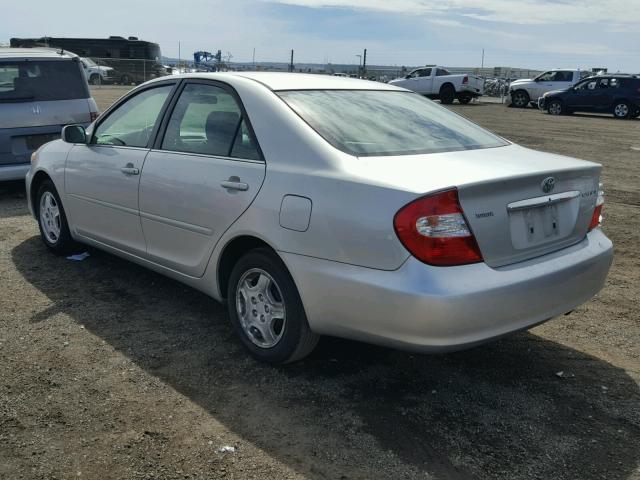 4T1BE32K93U762133 - 2003 TOYOTA CAMRY LE SILVER photo 3