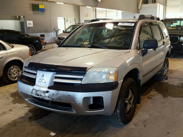 4A4MN21S24E079364 - 2004 MITSUBISHI ENDEAVOR L SILVER photo 2