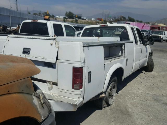 1FDSX34P65EA88054 - 2005 FORD F350 SRW S WHITE photo 4