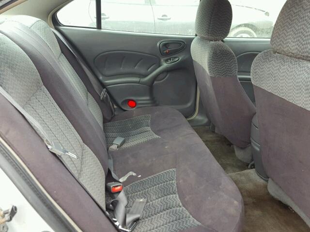 1G2NF52E94C172689 - 2004 PONTIAC GRAND AM S Gümüş foto 6