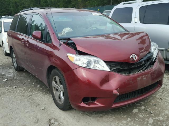 5TDKK3DC6DS293723 - 2013 TOYOTA SIENNA LE RED photo 1