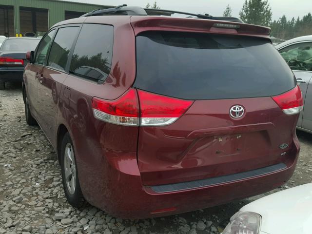 5TDKK3DC6DS293723 - 2013 TOYOTA SIENNA LE RED photo 3