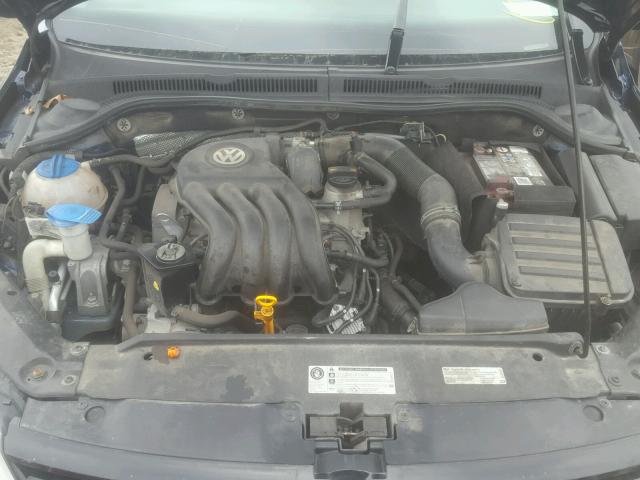3VW1K7AJ5DM258366 - 2013 VOLKSWAGEN JETTA BASE 蓝色 照片 7