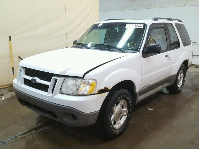 1FMYU70E11UC59579 - 2001 FORD EXPLORER S WHITE photo 2