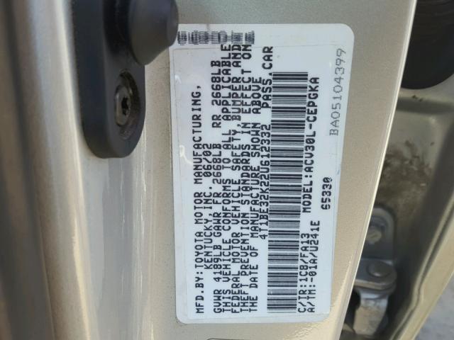 4T1BE32K22U612332 - 2002 TOYOTA CAMRY LE SILVER photo 10