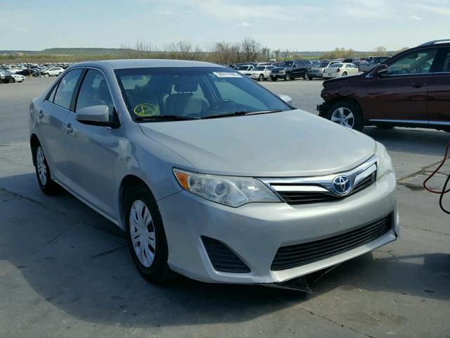 4T1BD1FK2DU067432 - 2013 TOYOTA CAMRY HYBR SILVER photo 1