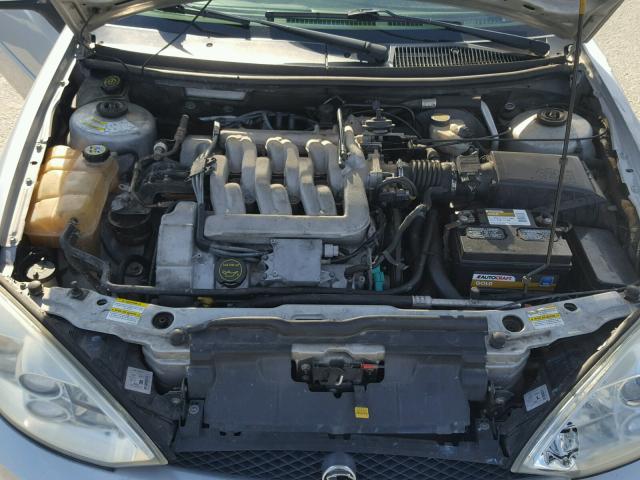 1ZWHT61L025622568 - 2002 MERCURY COUGAR V6 SILVER photo 7