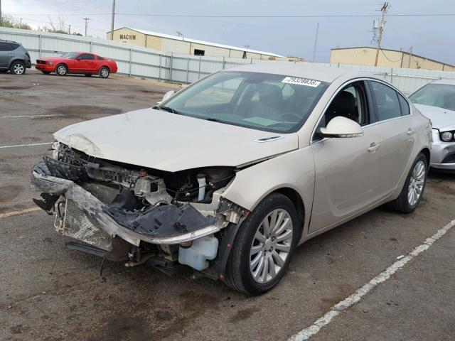 2G4GR5EKXC9183165 - 2012 BUICK REGAL TAN photo 2