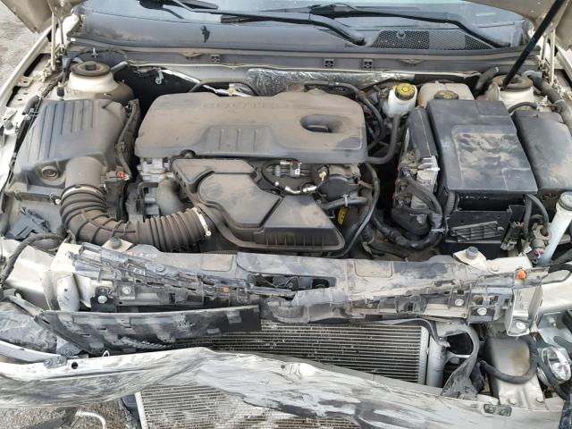 2G4GR5EKXC9183165 - 2012 BUICK REGAL TAN photo 7