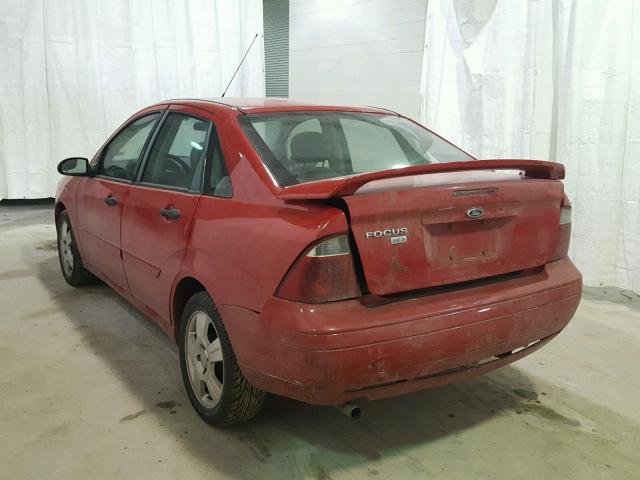 1FAHP34N87W343433 - 2007 FORD FOCUS SES RED photo 3