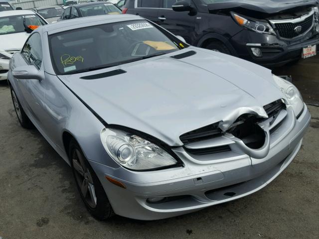 WDBWK54F16F120541 - 2006 MERCEDES-BENZ SLK 280 SILVER photo 1