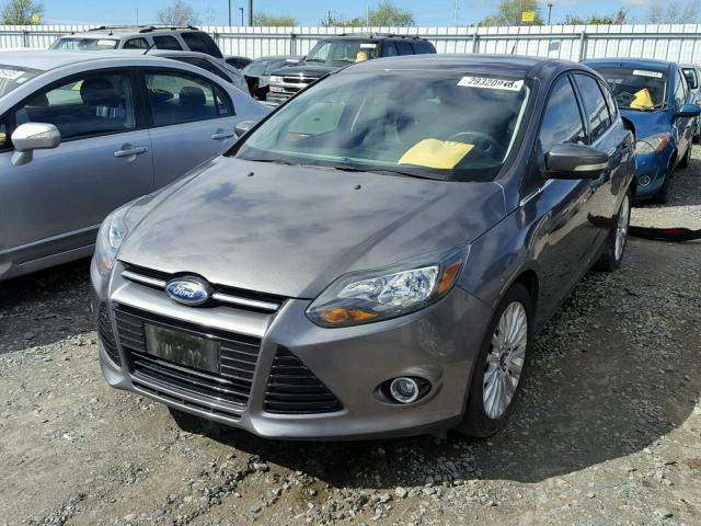 1FAHP3N23CL222731 - 2012 FORD FOCUS TITA GRAY photo 2