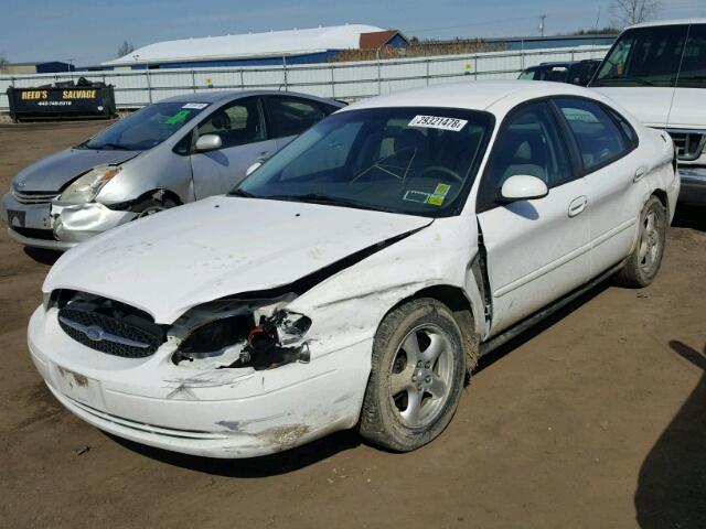 1FAFP55UX2G147618 - 2002 FORD TAURUS SES WHITE photo 2