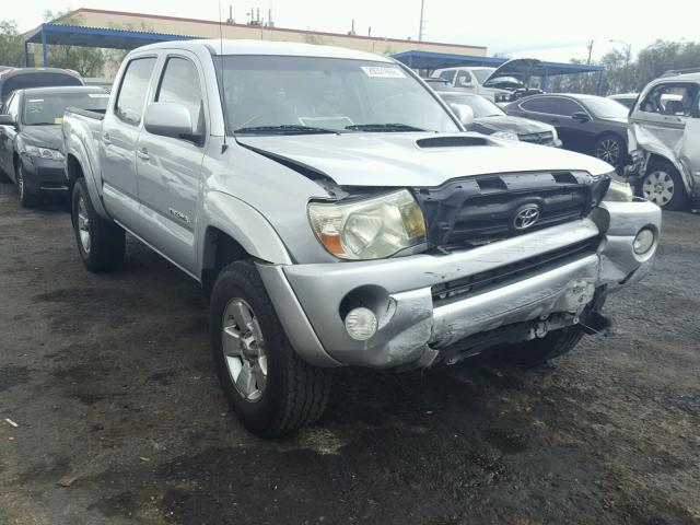 3TMJU62N47M029352 - 2007 TOYOTA TACOMA DOU SILVER photo 1