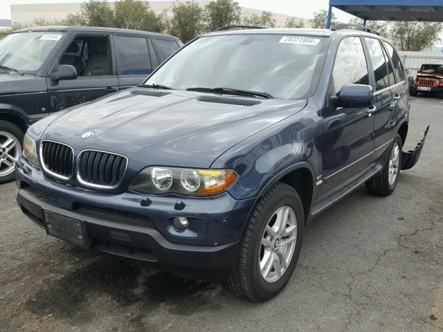 5UXFA13564LU25150 - 2004 BMW X5 3.0I BLUE photo 2