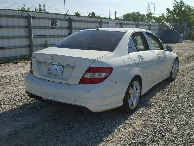 WDDGF5EB8BA509664 - 2011 MERCEDES-BENZ C 300 WHITE photo 4