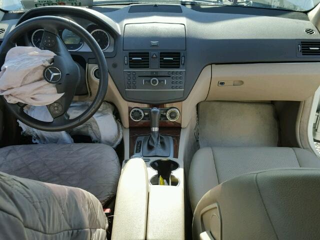 WDDGF5EB8BA509664 - 2011 MERCEDES-BENZ C 300 白色 照片 9