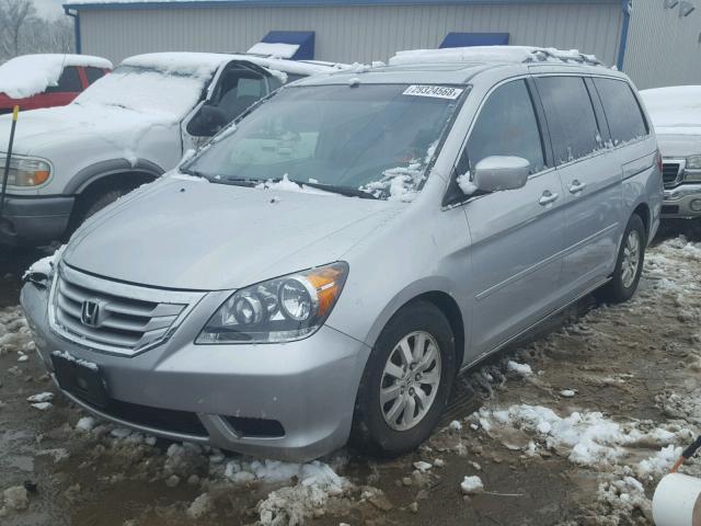 5FNRL3H63AB092605 - 2010 HONDA ODYSSEY EX SILVER photo 2