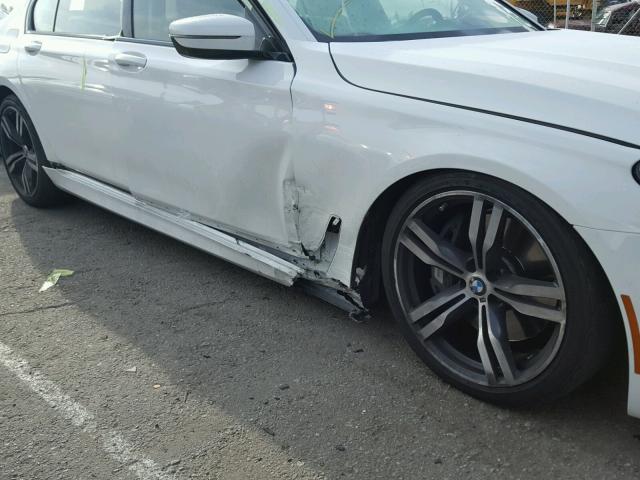WBA7F0C59GGL99994 - 2016 BMW 750 I WHITE photo 9