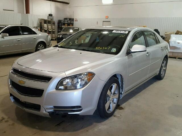 1G1ZC5E02CF396527 - 2012 CHEVROLET MALIBU 1LT 银色 照片 2