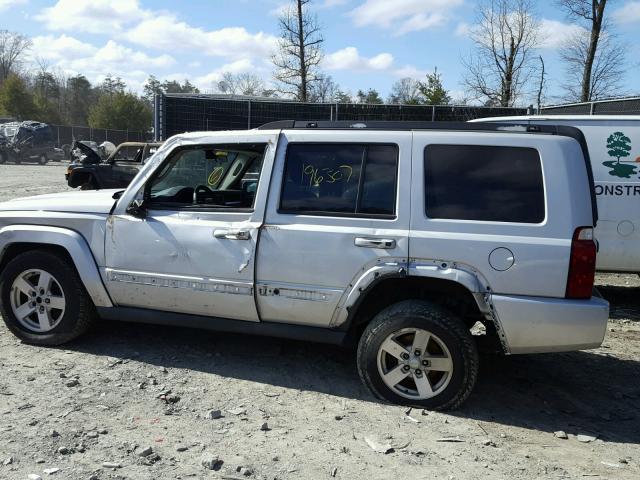 1J8HG48K88C114438 - 2008 JEEP COMMANDER SILVER photo 9