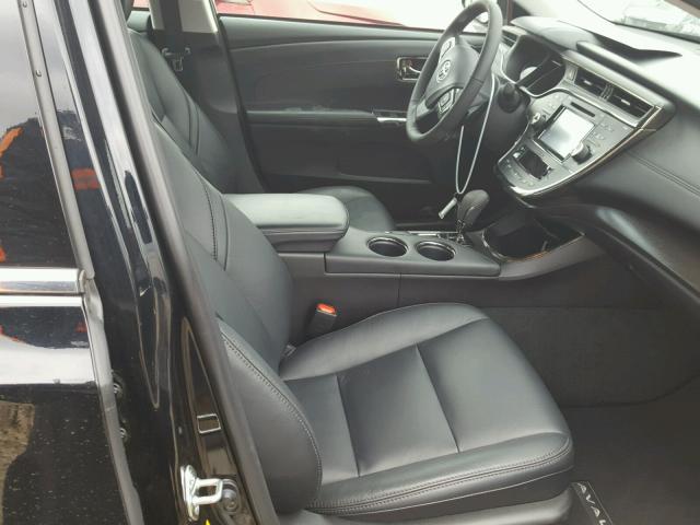 4T1BK1EB0JU281144 - 2018 TOYOTA AVALON XLE BLACK photo 5