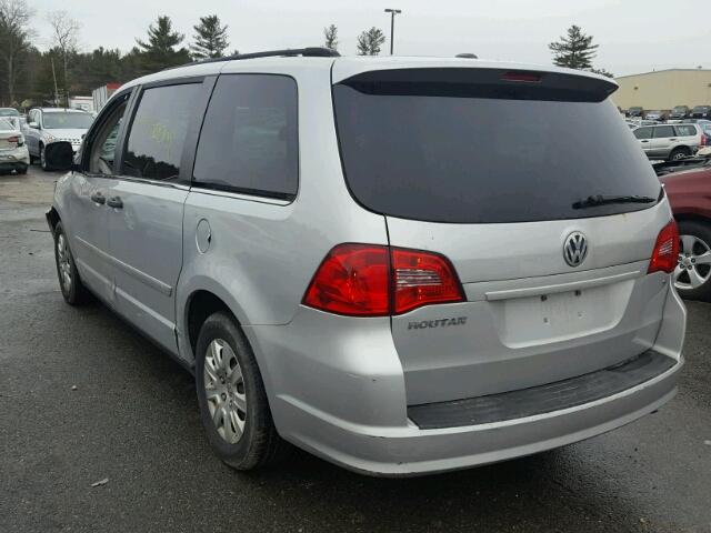 2V8HW44169R559605 - 2009 VOLKSWAGEN ROUTAN S ვერცხლისფერი ფოტო 3