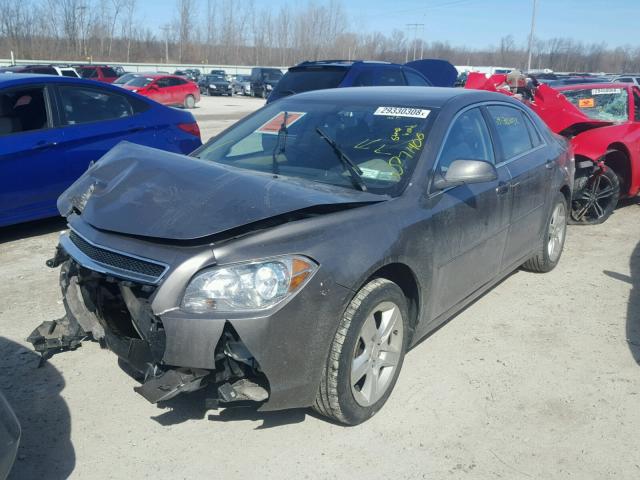 1G1ZB5E06CF150311 - 2012 CHEVROLET MALIBU LS ნაცრისფერი ფოტო 2