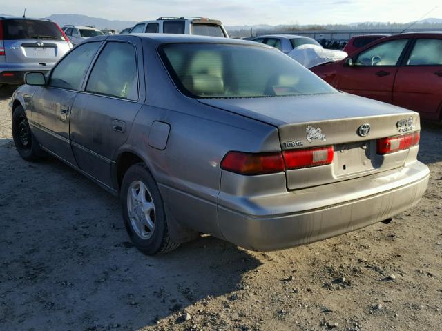 4T1BG22K7VU153811 - 1997 TOYOTA CAMRY CE TAN photo 3