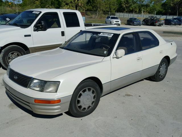 JT8BH28FXV0086347 - 1997 LEXUS LS 400 WHITE photo 2