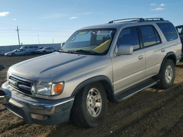 JT3HN86R3X0225343 - 1999 TOYOTA 4RUNNER SR SILVER photo 2