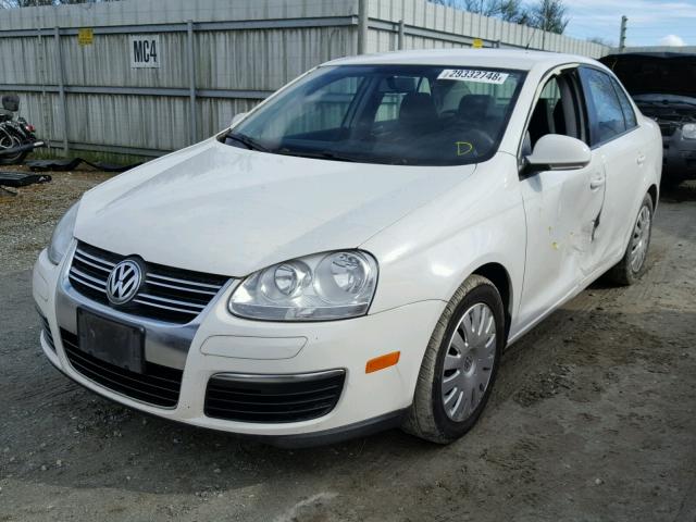 3VWJZ71K99M151106 - 2009 VOLKSWAGEN JETTA S 白色 照片 2