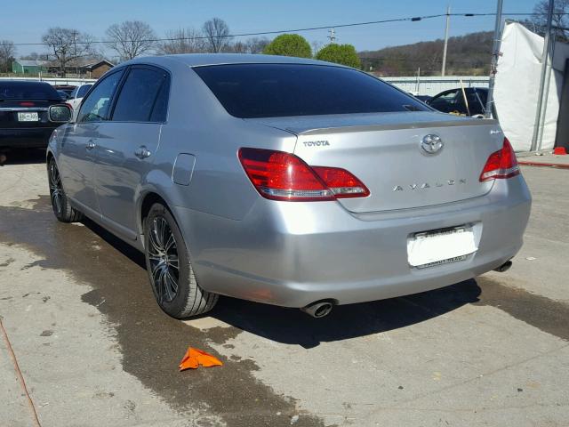 4T1BK36B55U061594 - 2005 TOYOTA AVALON XL SILVER photo 3