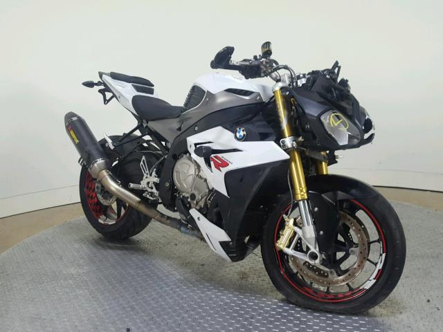 WB10D1209GZ696819 - 2016 BMW S 1000 R WHITE photo 2