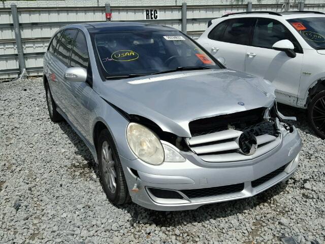 4JGCB65E96A025671 - 2006 MERCEDES-BENZ R350 R CLA SILVER photo 1