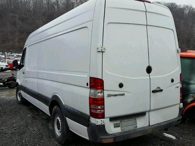 WD3PE8CB7C5705018 - 2012 MERCEDES-BENZ SPRINTER 2 WHITE photo 3